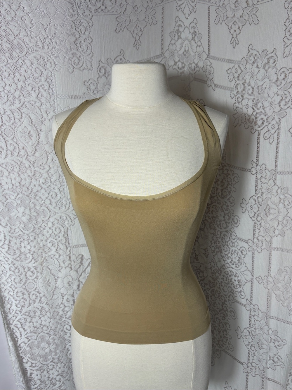 Sculpting Tan Women's Tank Top